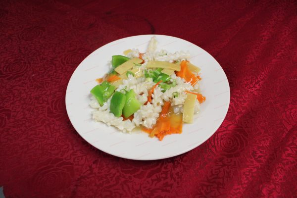D~18。Sauteed Calamari <br> 炒鱿鱼花