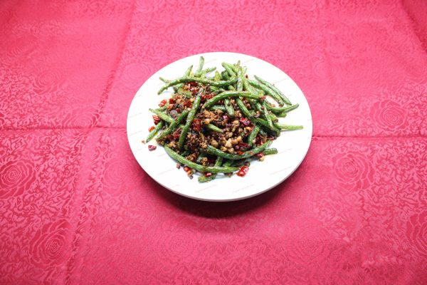 J~6. Stir-fried Green Beans<br> 干煸四季豆