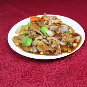 F~7. Kung Pao Beef <br>  宫保牛肉