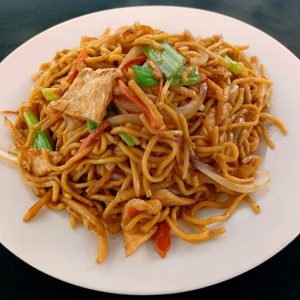 L~1. Chicken Lo Mein <br> 鸡肉捞面