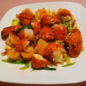 E~14. Salt and pepper lobster (Has shell)<Br>  椒盐龙虾