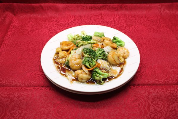 E~2. Shrimp with Mixed Vegetables <br>  蔬菜虾