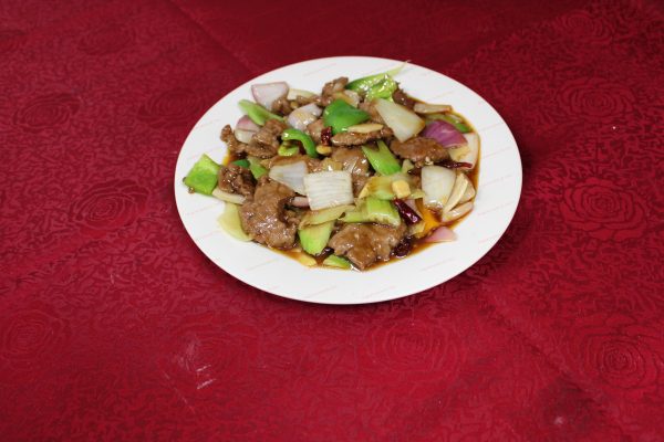 F~2. Beef stir-fry green pepper <br> 青椒牛肉