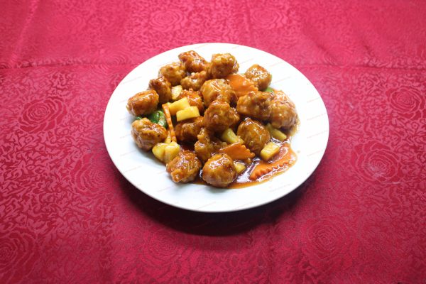 G~20. Sweet and sour pineapple chicken <br>糖醋菠萝鸡