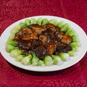 J~10.Vegetables with Grilled Mushrooms <br>冬菇扒菜胆