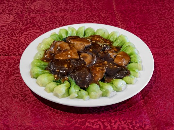 J~10.Vegetables with Grilled Mushrooms <br>冬菇扒菜胆